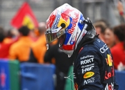 开云体育官方网站-阿斯顿马丁翻盘红牛二队，维斯塔潘统治全场的简单介绍