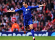 开云体育中国官网-詹姆斯教科书级表现，辽宁队对阵鹈鹕的跨时空篮球启示