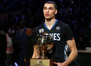 开云体育登录-希腊风暴席卷圣西罗，阿坎吉一锤定音，AC米兰神话被冲垮