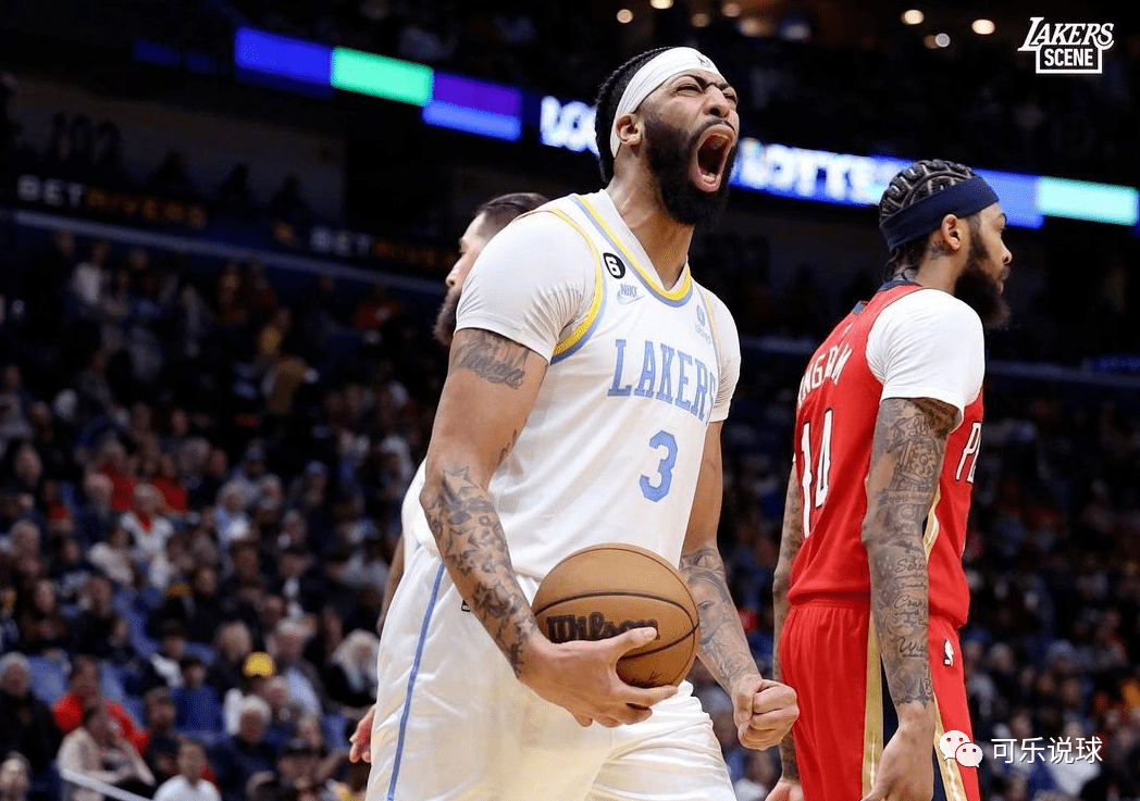 包含丹麦羽毛球队鏖战法国羽毛球队，陶菲克打破历史纪录的词条