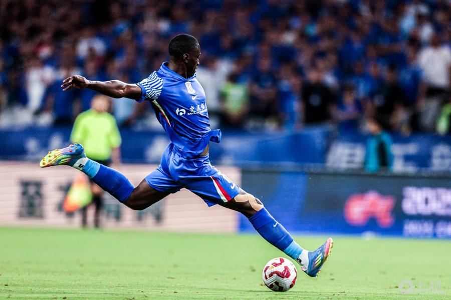 申花主力受伤，实力受到困扰的简单介绍