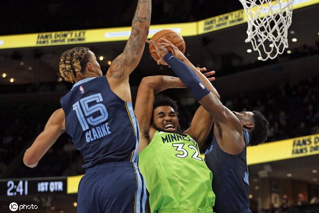 包含森林狼队两连败导致排名下滑的词条