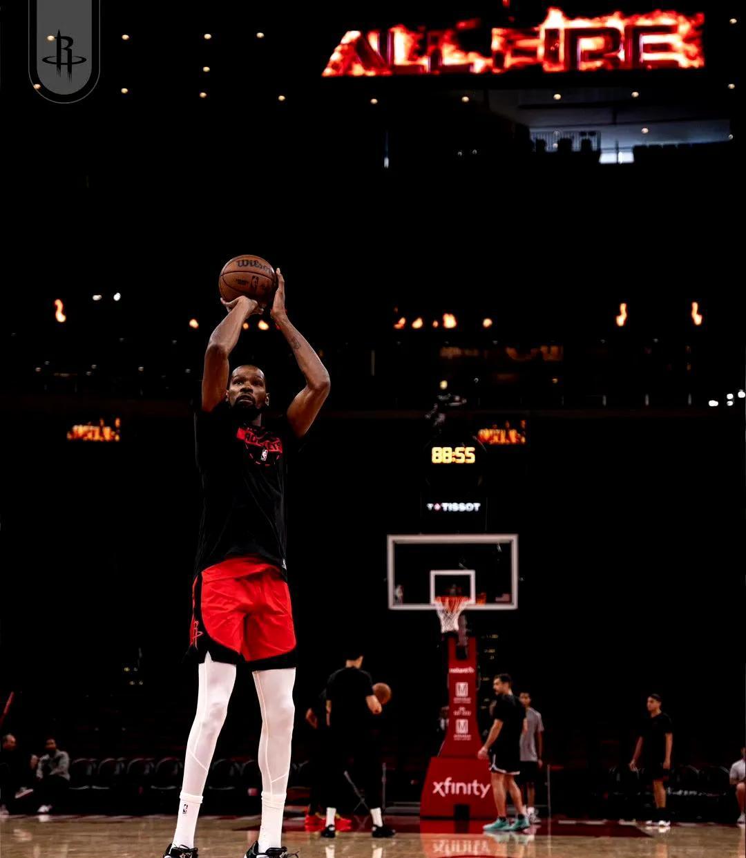 篮网逆转活塞，成功逆袭夺得首胜