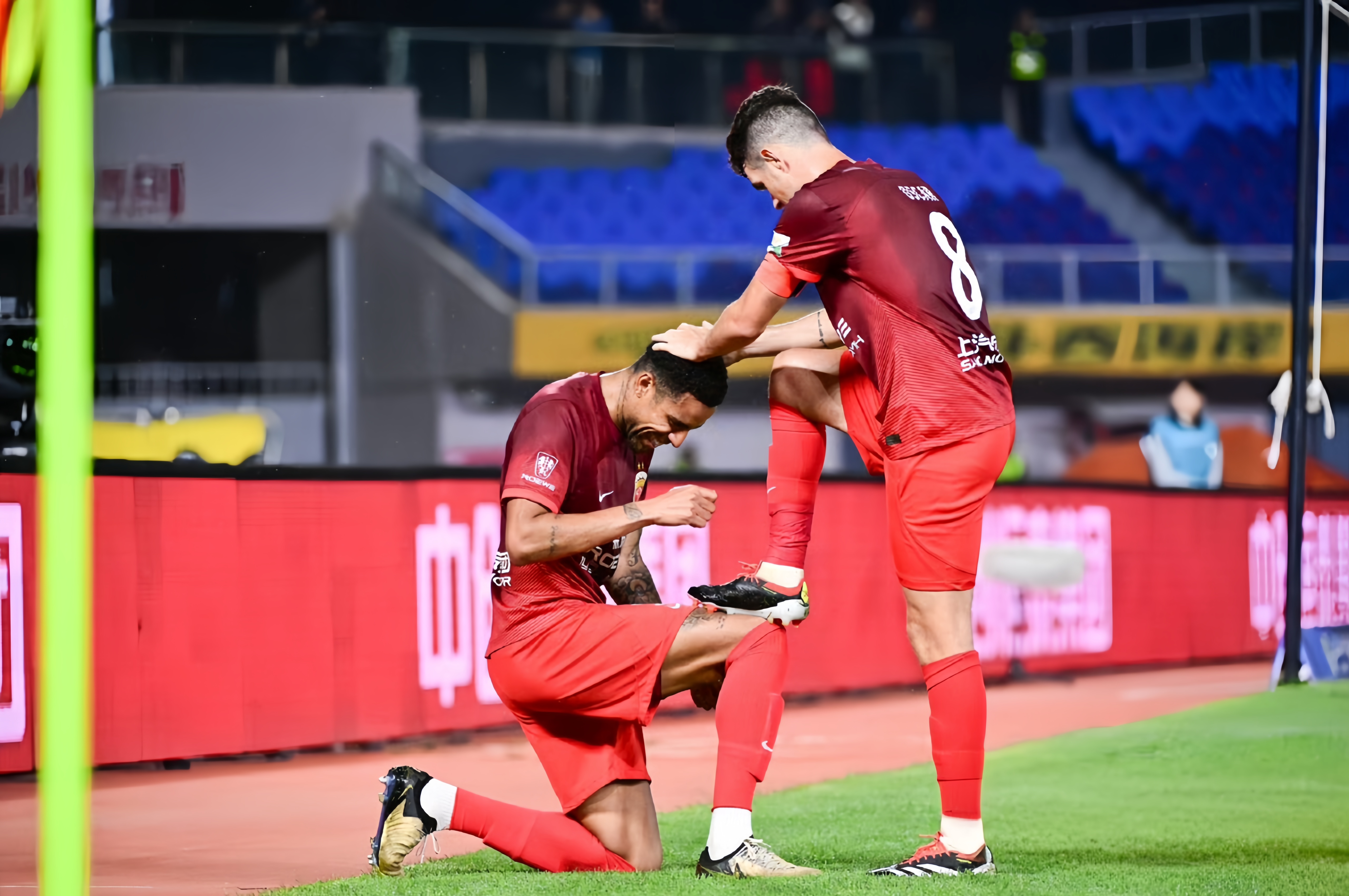 昂热队在比赛中表现出色，赢得关键胜利