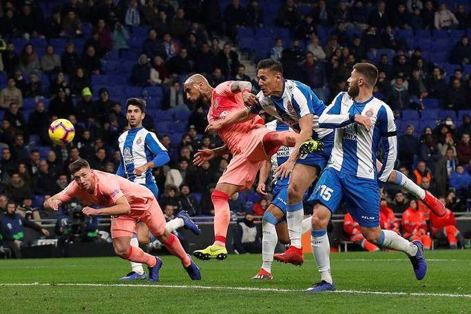 西甲豪门对决：皇马大胜晋级的简单介绍