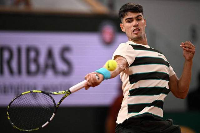 意大利网球队强势德国网球队，阿尔卡拉斯打破历史纪录的简单介绍