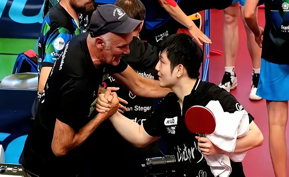 包含英国乒乓球队力克德国乒乓球队,樊振东关键制胜的词条 包含英国乒乓球队力克德国乒乓球队,樊振东关键制胜的词条