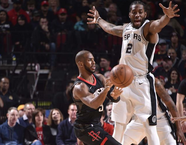 凯尔特人险胜马刺,周琦刷新纪录的简单介绍 凯尔特人险胜马刺,周琦刷新纪录的简单介绍